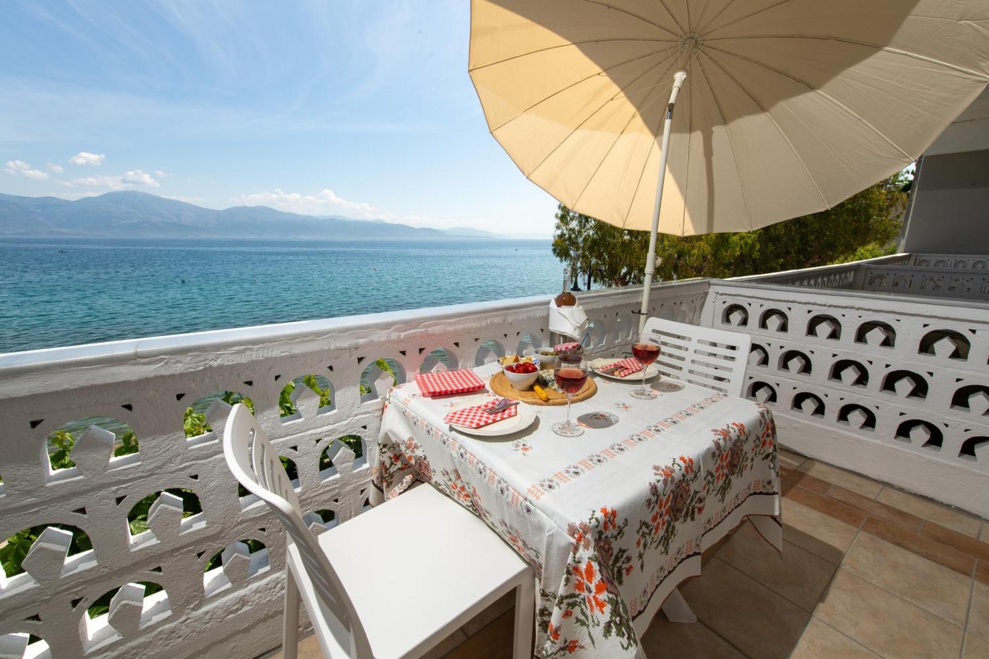 Selianítika Moukas Seaside Apartments Romantico מראה חיצוני תמונה